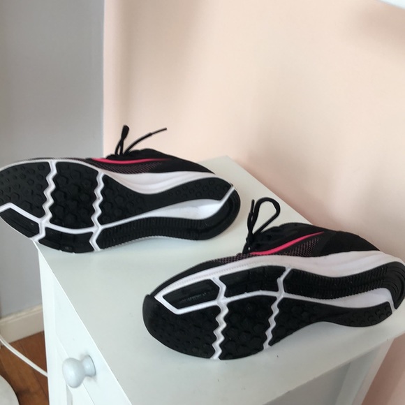 Nike Running Shoes👟 - Picture 2 of 5